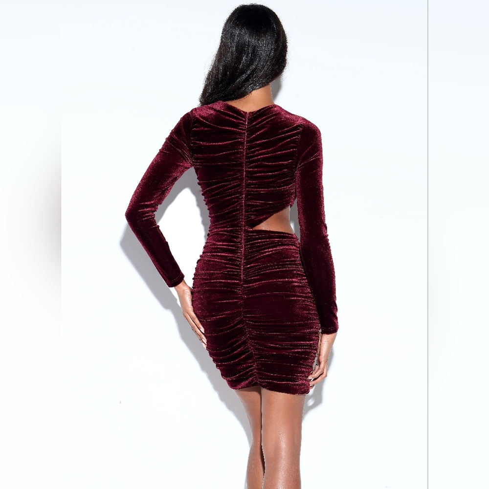 💋Nerina Burgundy Velvet Cutout Long Sleeve Dress 💋 - Picture 10 of 16